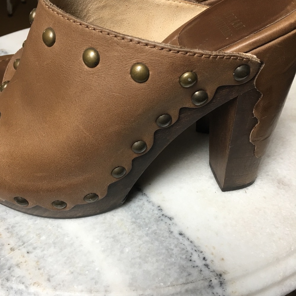 Stuart Weitzman Scalloped Clogs - image 7